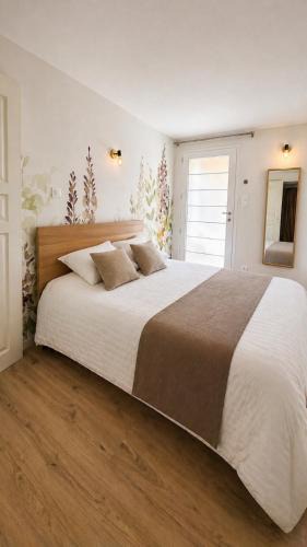 Coussergues Apartment | Studio Cosy