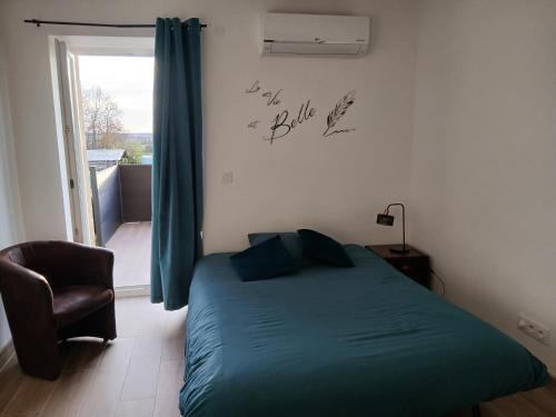 Bazoncourt Apartment | Studio des huis Kitchenette-Salle de bain-Terrasse