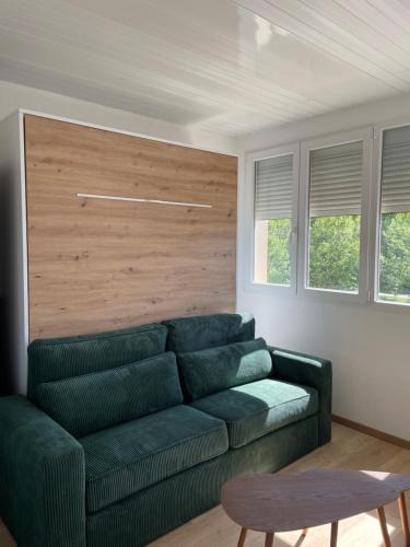 Bourbonne-les-Bains Apartment | Studio tout confort