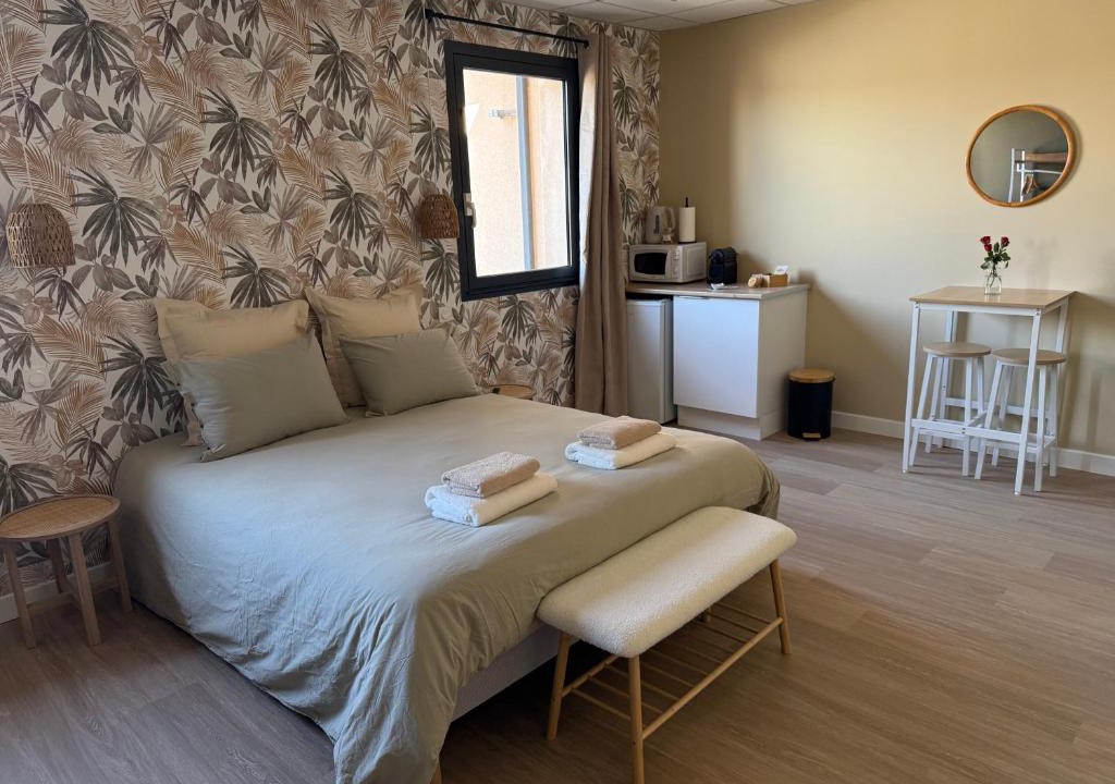La Neuvillette Apartment | Suite du Spa 3 - Parking Privé Gratuit à Reims