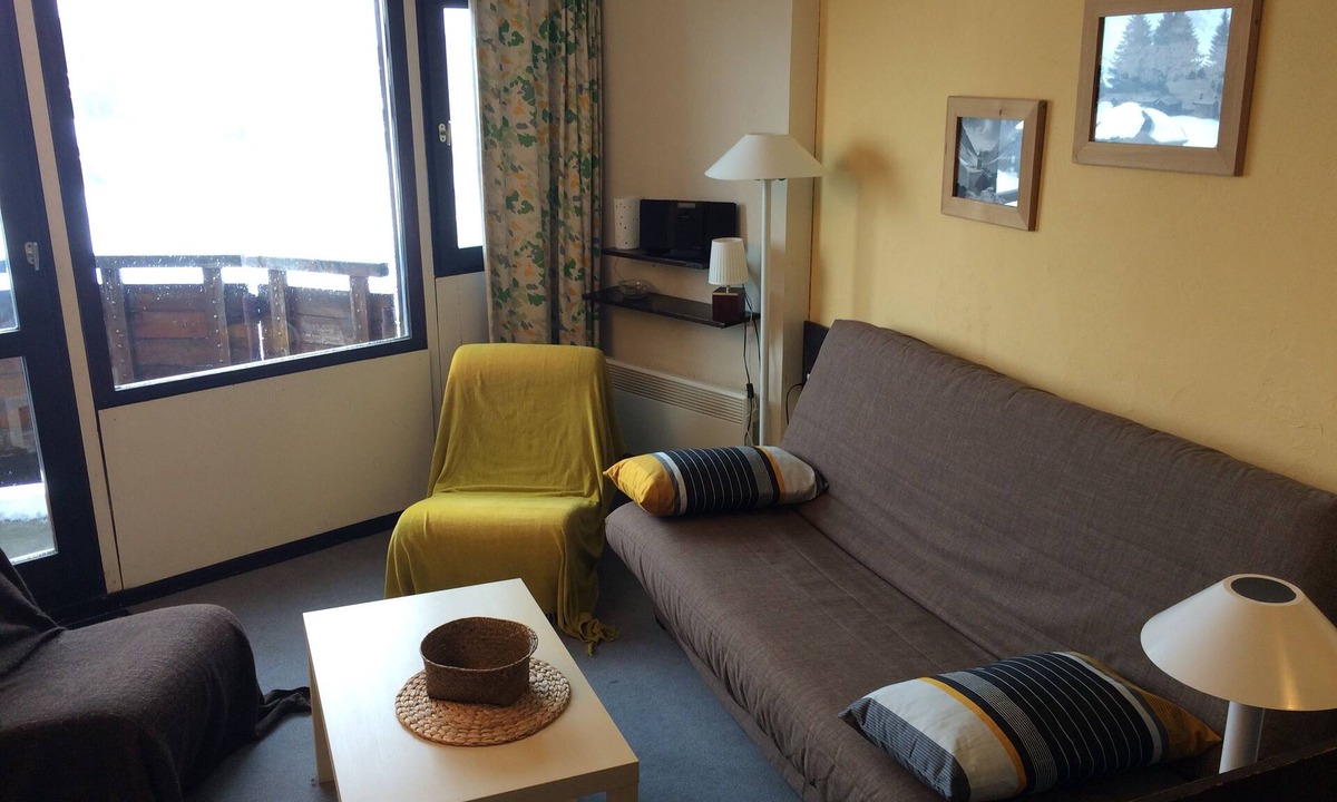 Avoriaz Apartment | Sunny apartment with balcony and view, ideal for 3/4 people