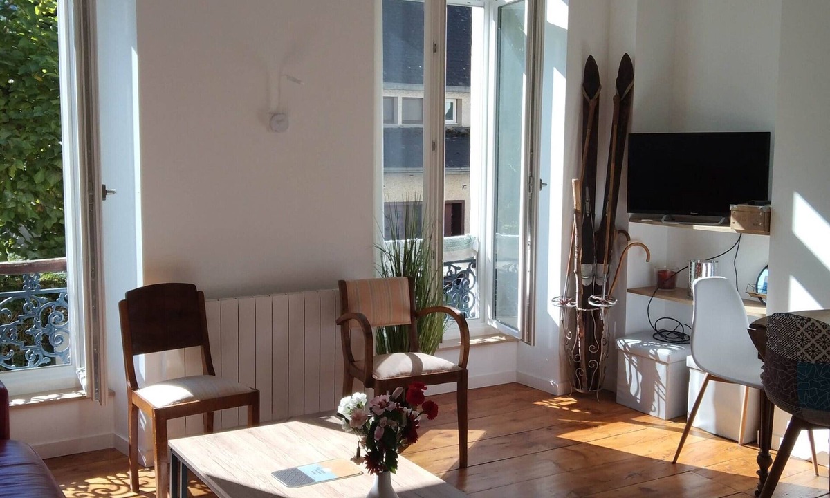 Bagneres-de-Luchon Apartment | T2 bis with Aneto View in the Heart of Luchon