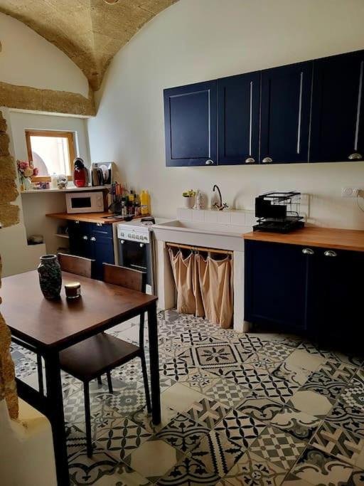 Remoulins Apartment | T2 Duplex "Chez Évelyne"