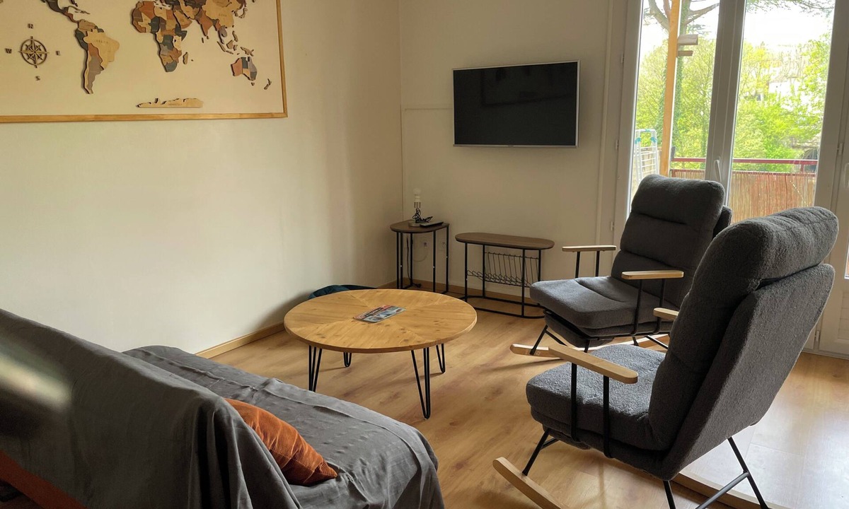 Auch Apartment | T3 apartment on the banks of the Gers near the town center