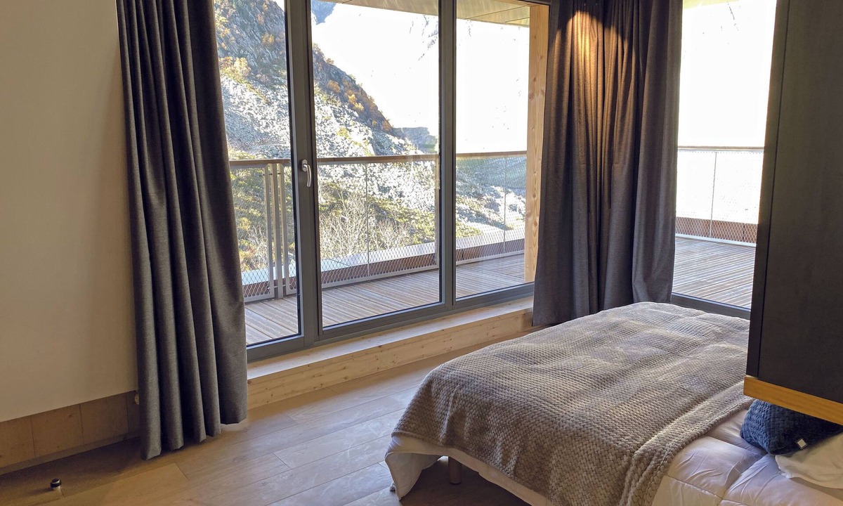 Piau Engaly Condo | T3 + cabine aux pieds pistes, près du centre + vue