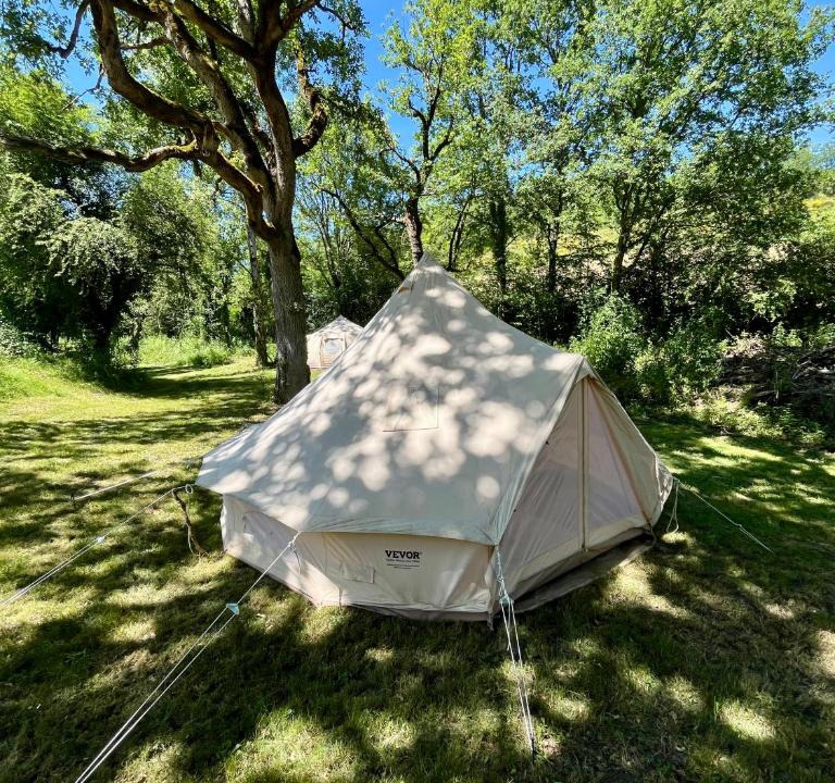 Idrac-Respailles Other | Tente bivouac en pleine nature et Guinguette