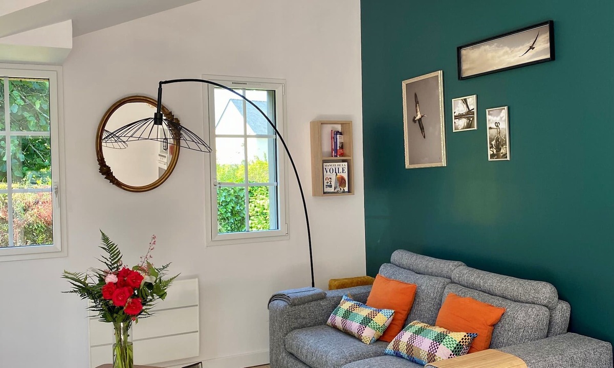 Lanvallay House | The bird house 🐦‍ Charming wooden house in a pretty flower garden🌺