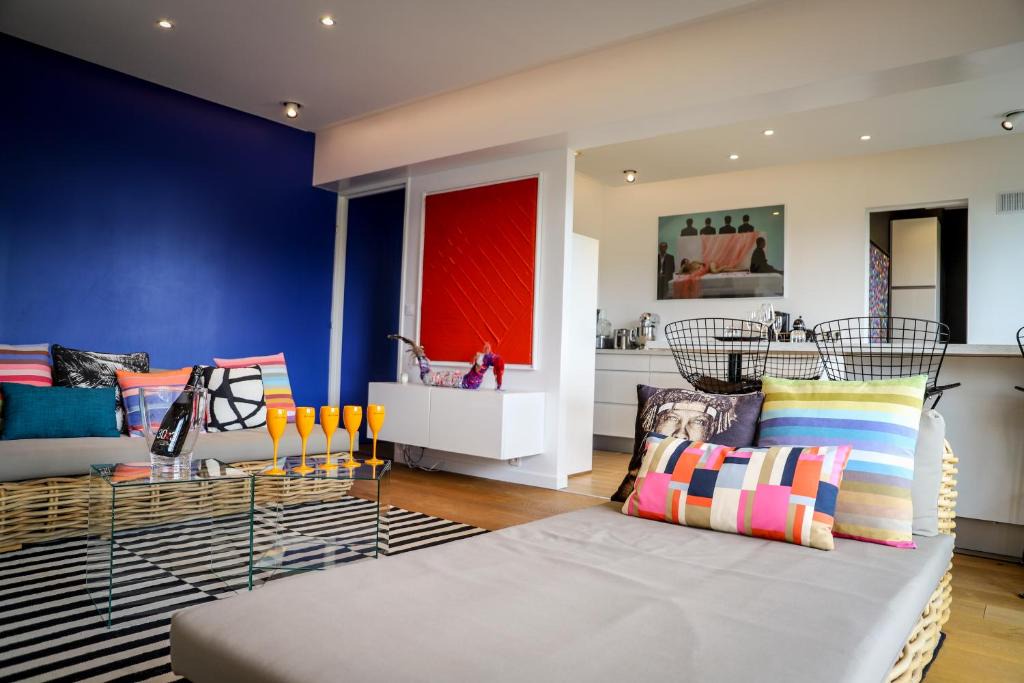 Reims Apartment | The Sparkling Castle