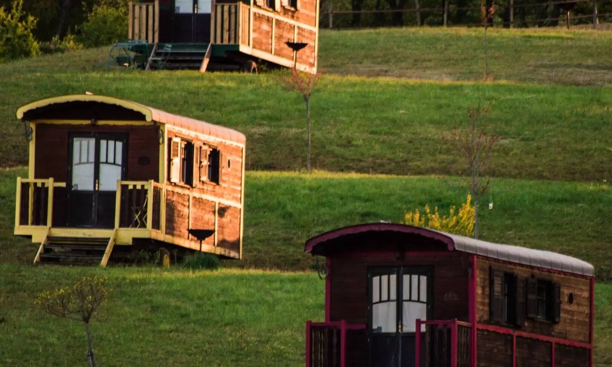 Estipouy Cabin | Travel Trailer - Vacation Rental for 5 People