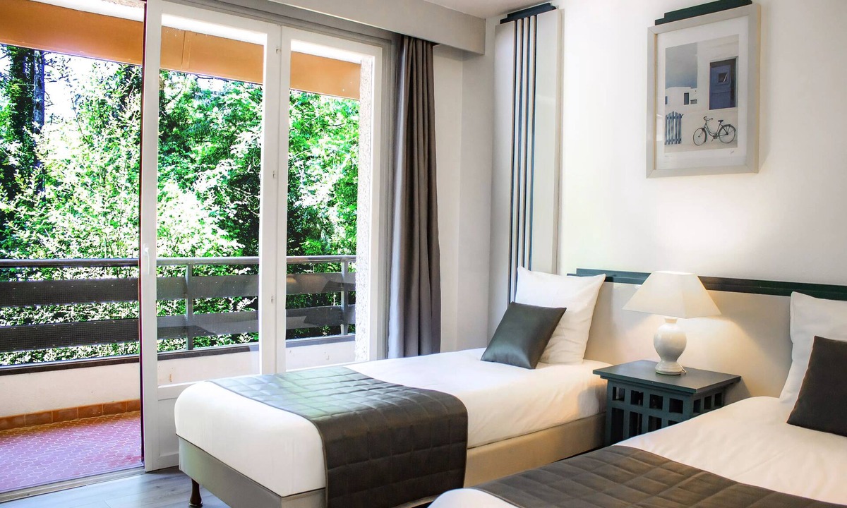 Capvern Hotel | Twin Room with Breakfast