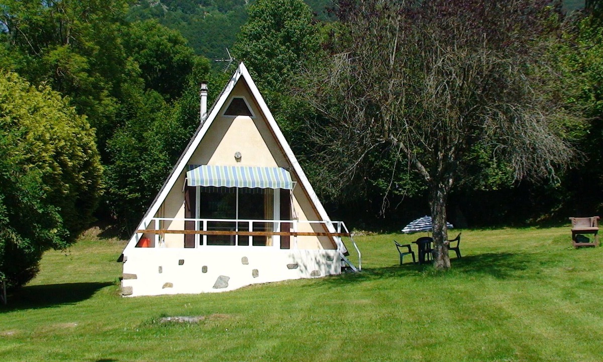 Sainte-Marie-de-Campan Ski Chalet | Typical mountain chalet in the heart of nature. Close to hiking and ski resorts