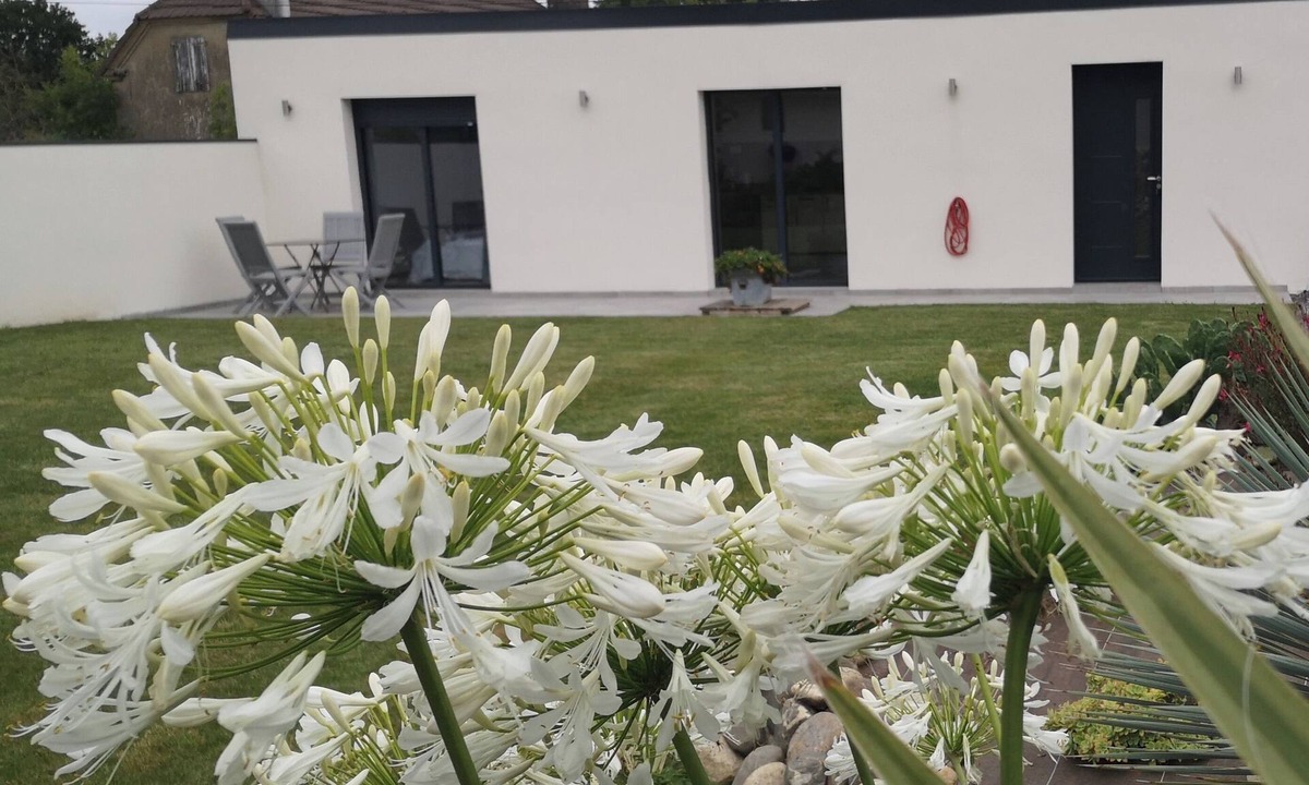 Limendous House | Vacation home 50m2 with garden in the Pyrenees