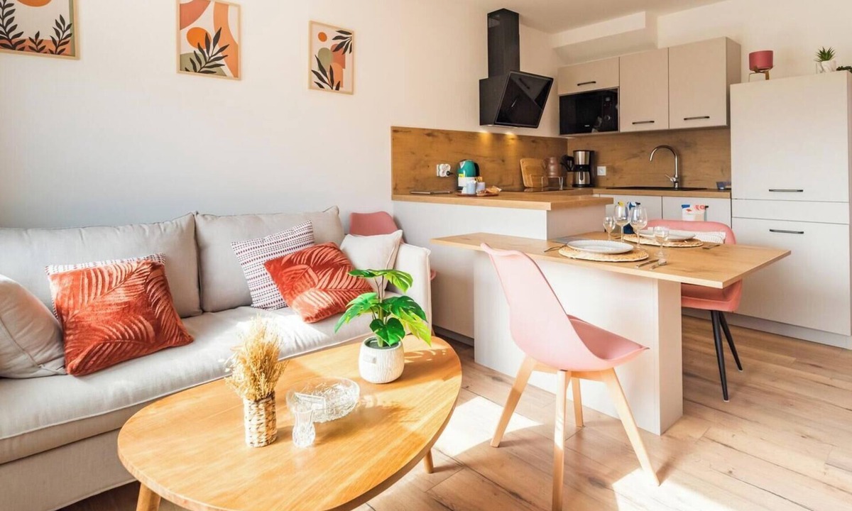 Plehedel Apartment | Vacation home near the heavenly beaches