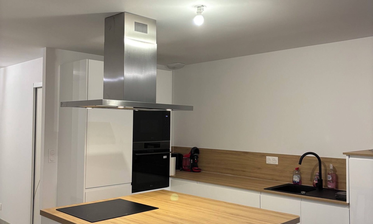 Frehel House | Vacation home rental
