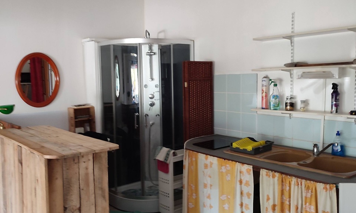 Besse-sur-Issole Apartment | Vacation rental