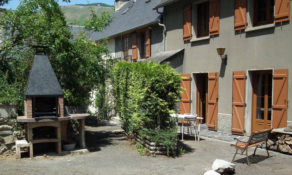 Campan House | Vacation rentals for 12 people (8 adults, 4 children) in Sainte Marie de Campan, with all the comforts