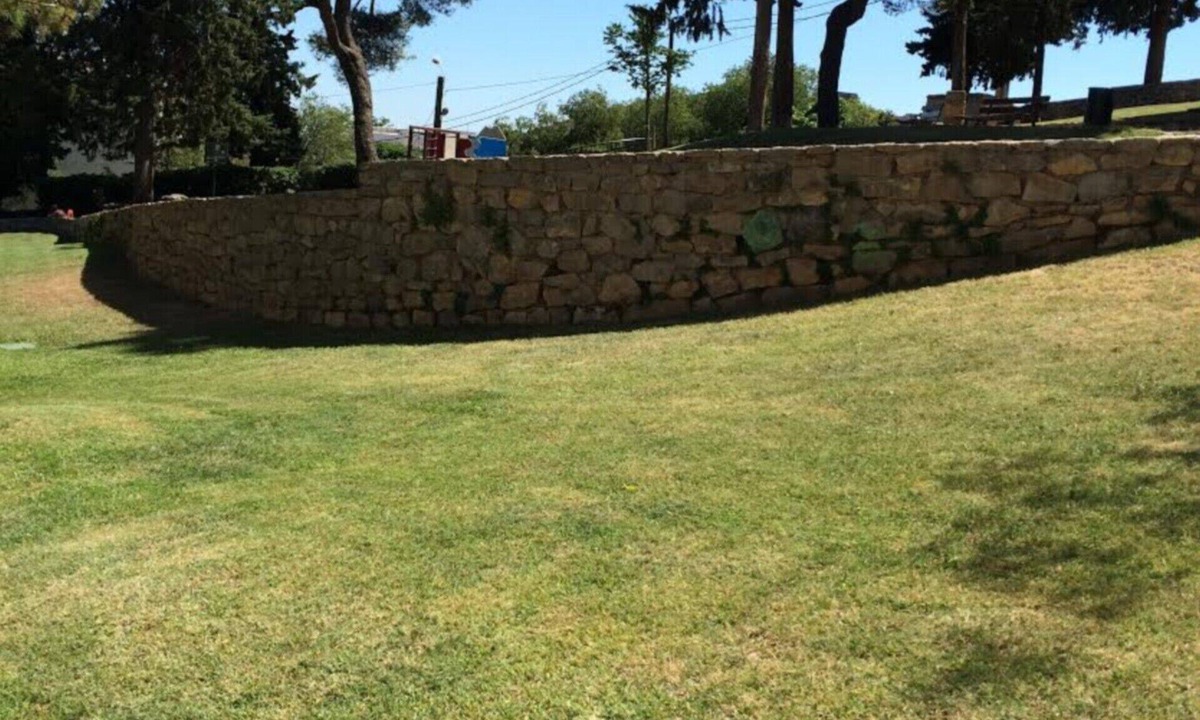 Mont Duplan Apartment | Vacations in Nîmes with nice view on park 5 mn walk from the city center