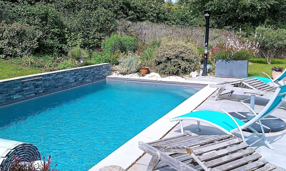 Nans-les-Pins Apartment | VAR Very nice studio at the foot of the Sainte Baume