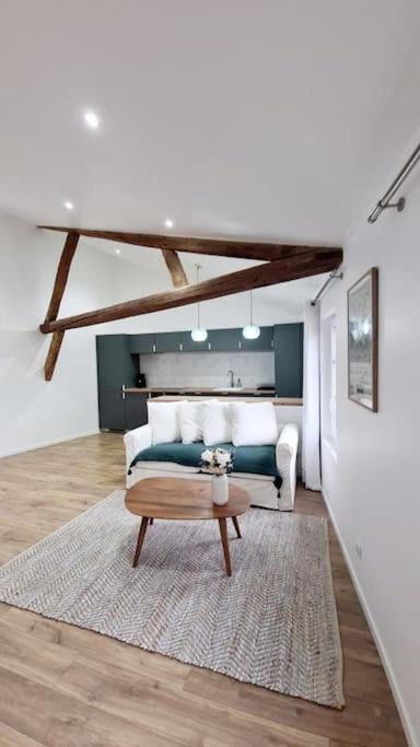 Saint-Dizier Apartment | Victoire émeraude 301 climatisé hôtel de ville