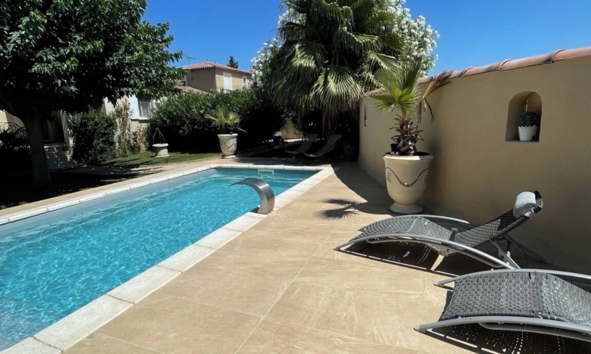 Beaucaire Villa | Villa 140 m2 With Swimming Pool sun