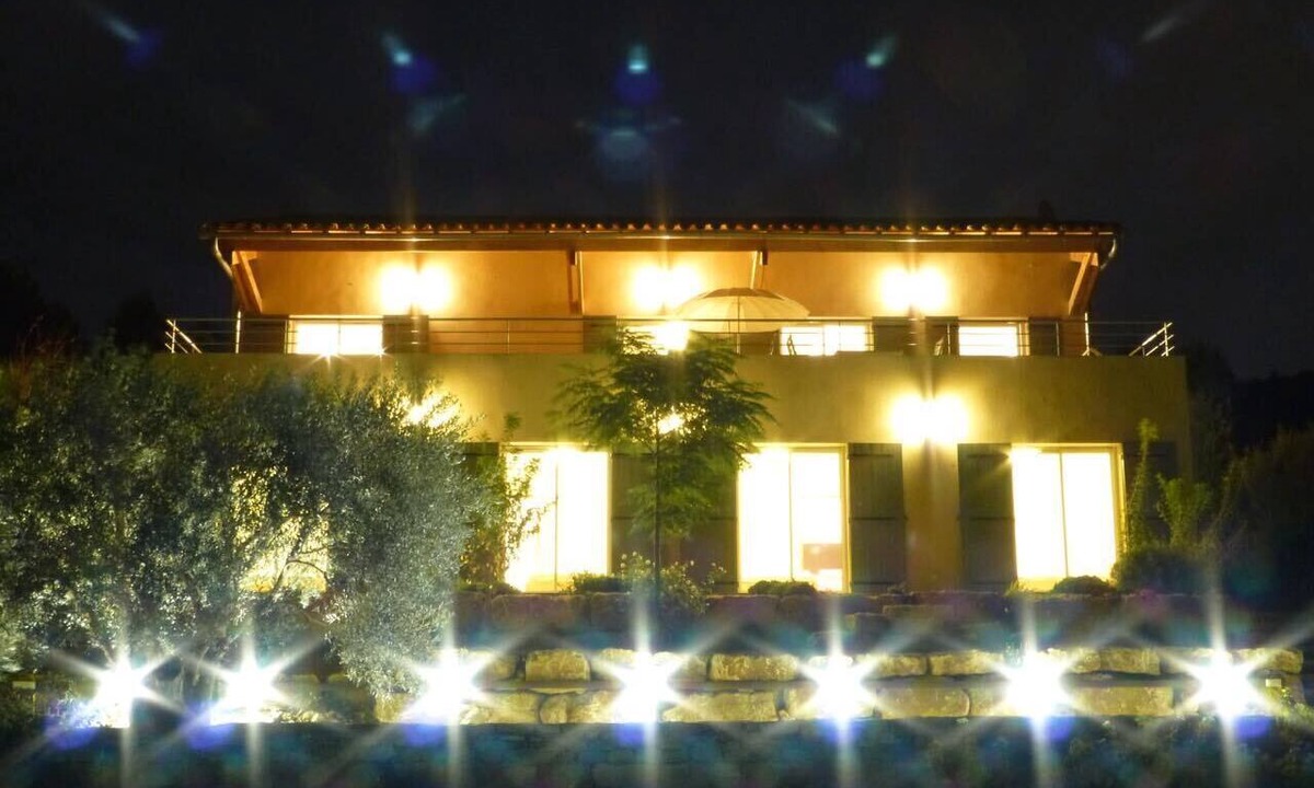 Le Castellet Villa | Villa aircon, pool heated, paradis for children, pinball, baby-foot, WIFI free