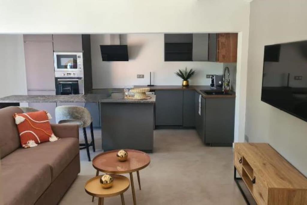 Le Beausset Villa | Villa Allegra T2 60M2