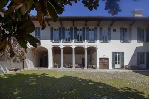 Azzate Villa | Villa Berla