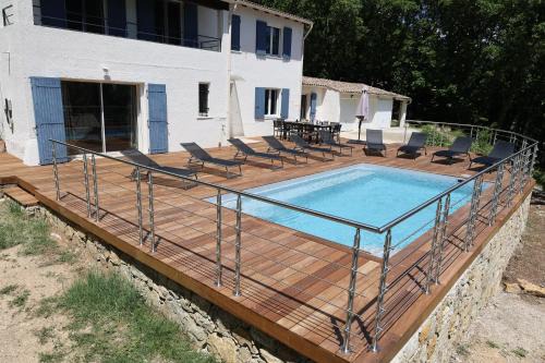 Mons Villa | Villa d'exception avec grande terrasse et piscine