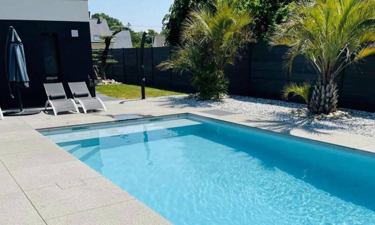 Bruz Villa | Villa “De Standing” with Private Pool, Wi-Fi, and Air Conditioning