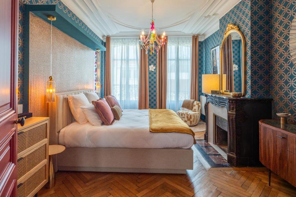 Saint Nicolas - Charles III - Ville vieille - Trois Maisons - Leopold Apartment | Villa Emilia - Suites de prestige au coeur de Nancy