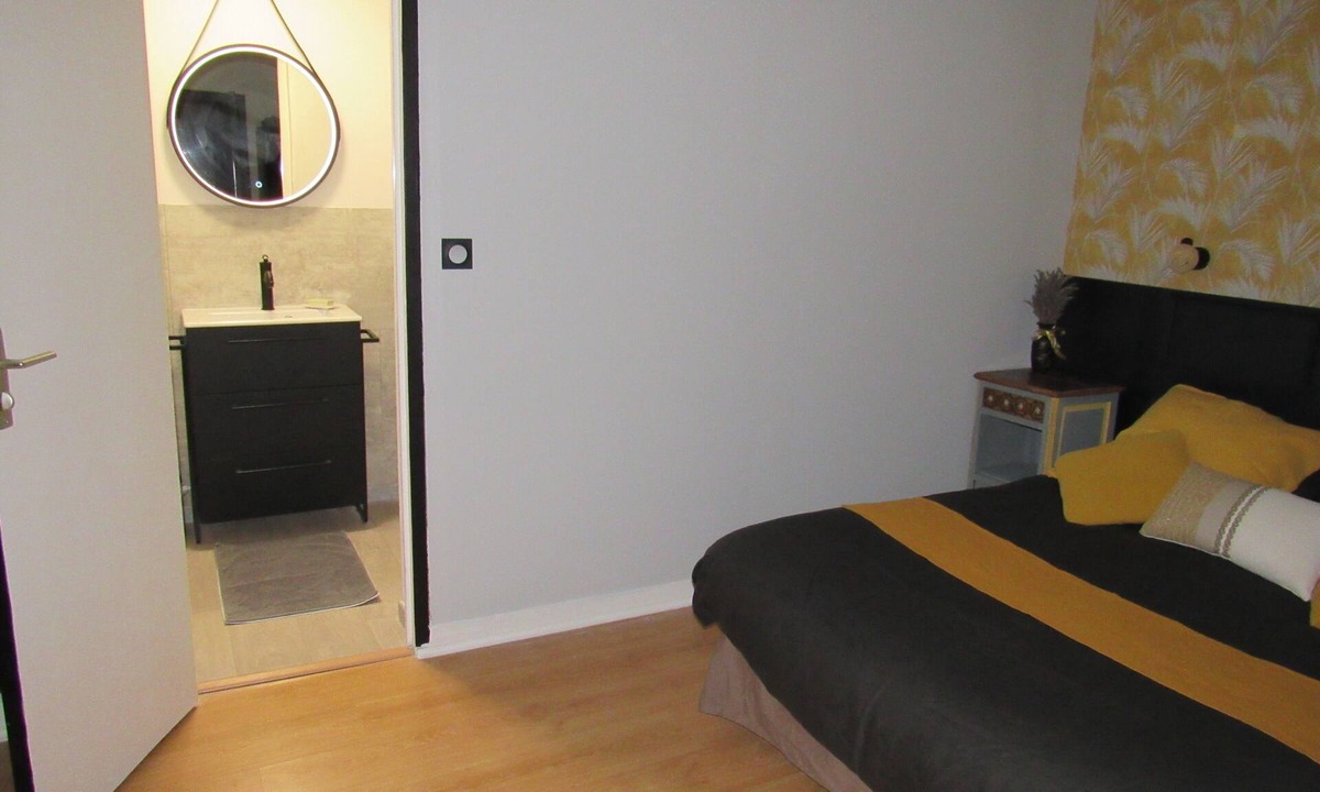 Journiac Bed & Breakfast | Villa EsquirHall, cosy bed and breakfast Côté cour