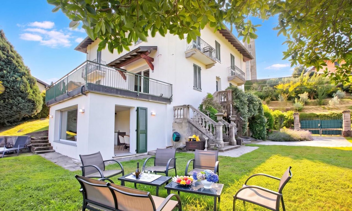 Taino Villa | Villa La Rocca: Mountain and Lake Maggiore View, Taino, Italy