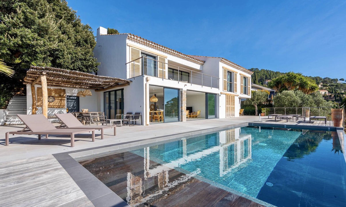 Carqueiranne Villa | Villa Lemonlili vue mer Piscine Chauffée à Débordement