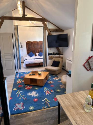 Castelnau-Riviere-Basse Apartment | Villa Marguerite