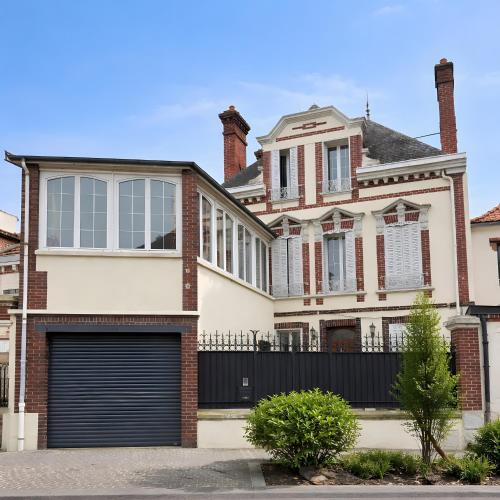 Sens House | Villa Sénone