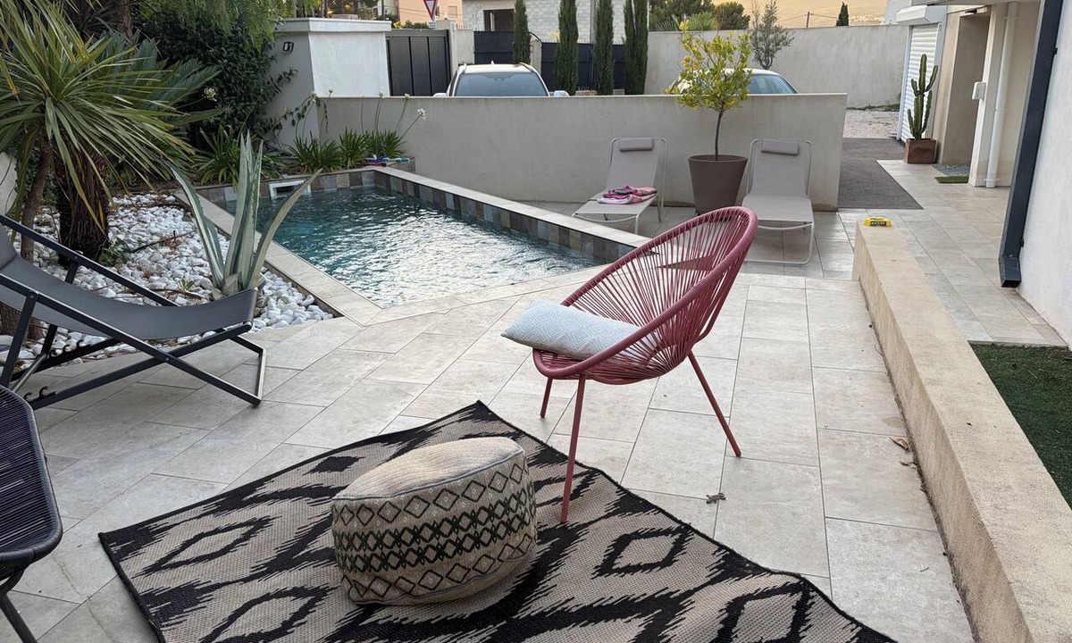 Saint-Julien House | Villa with a Pool in the Heart of Marseille