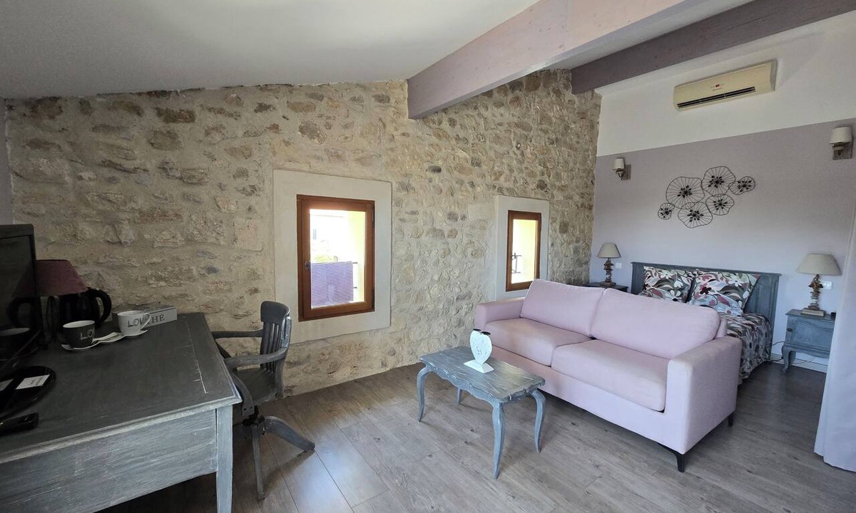 Fournes House | Village farmhouse with large lot and pool, 5 bedrooms, air conditioning