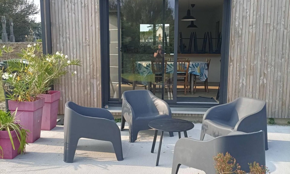 Saint-Briac-sur-Mer House | Village house 5 mn walk from shops and 10 mn from beaches.