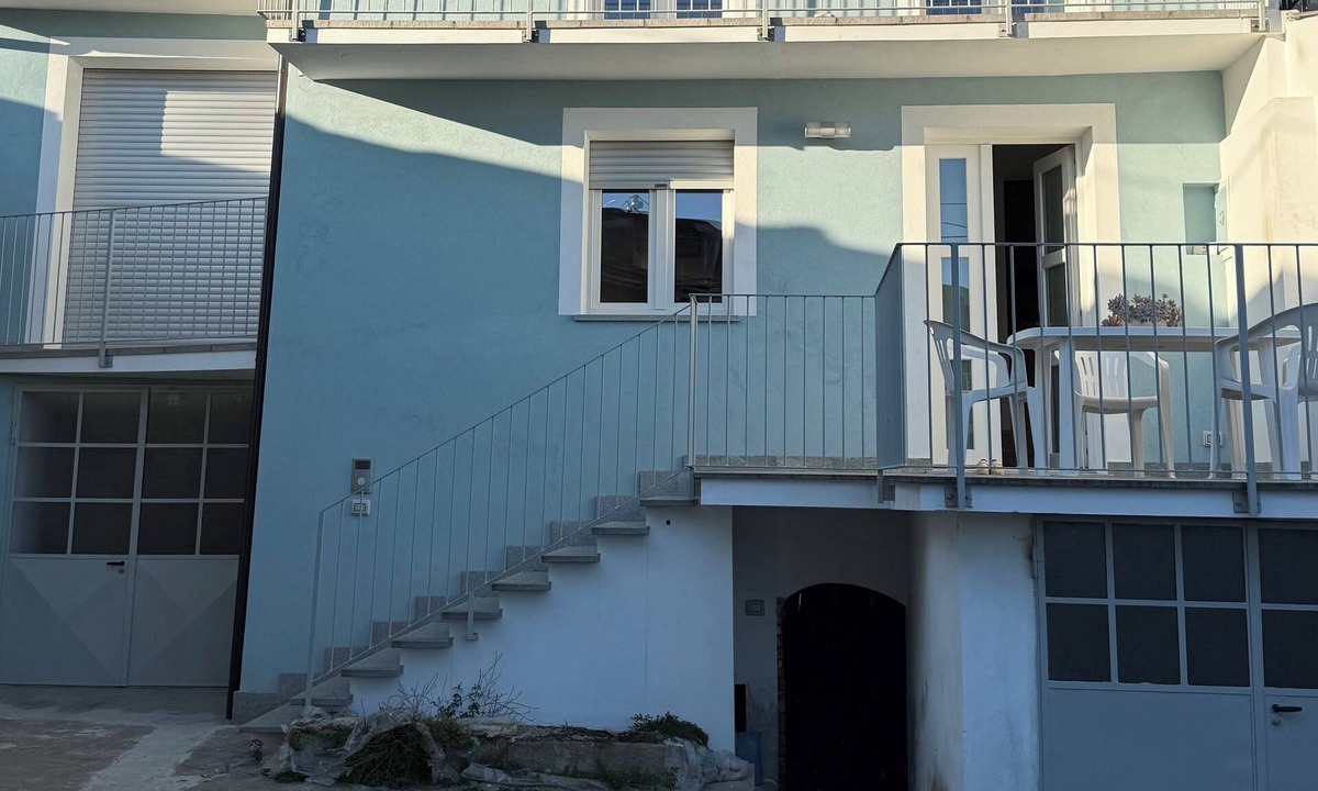 Bagnolo Piemonte House | Villar Blue House