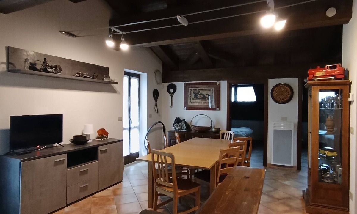 Montgenevre Apartment | Vintage chalet for 8, panoramic view, pets allowed