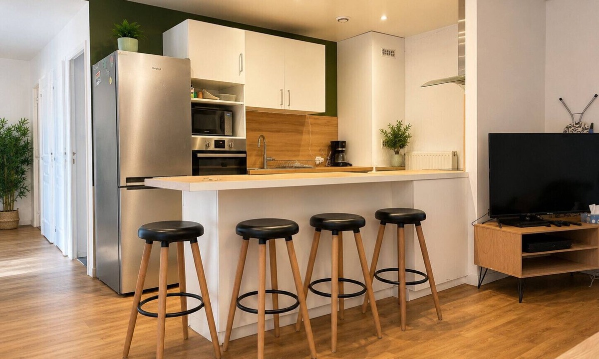 Saint-Serge Apartment | Warm, fully equipped apartment just steps from the center of Angers – 8/10 guests