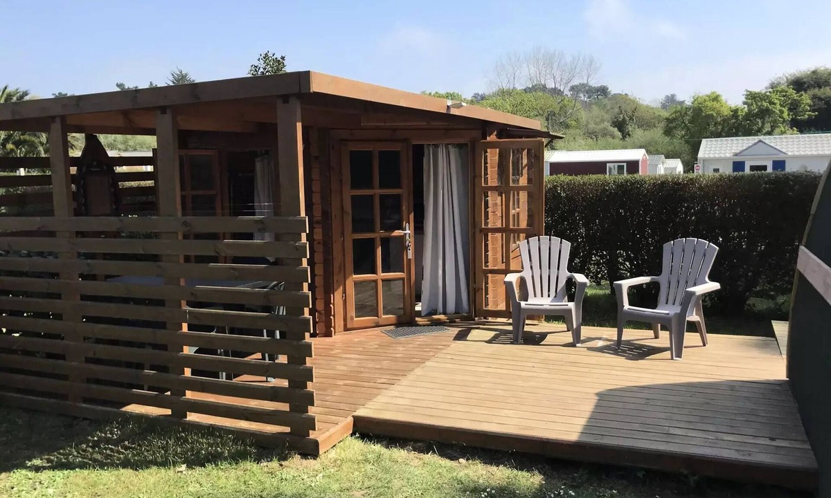 Perros-Guirec Ski Chalet | West Camping - Pod 3 Rooms 2/4 people Without sanitary facilities