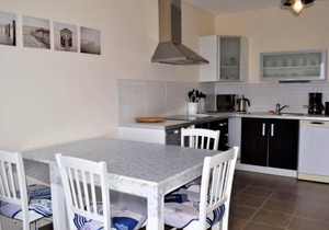 Appartement 3* avec ascenseur, balcon et parking privé à Trégastel - FR-1-368-11
