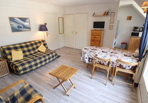 Bagnères-de-Luchon: Quiet duplex for 4, balcony, parking