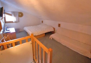 Charmant T2 en duplex, 6 pers, parking, ski aux pieds, Sauze - FR-1-165A-108
