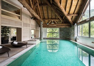 Fitness, swimming pool, sauna, hammam, terrace, balcony, parking, tv, ski locker, 48m²