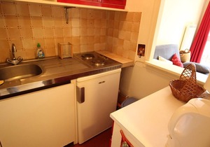 Luchon - 1BR Apartment with Balcony, Pets Allowed, Parking