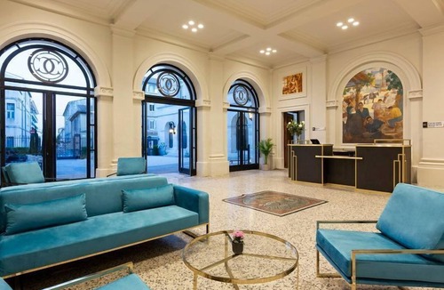Nimes City Centre Apartment | À deux pas des Arènes | Spa & restaurant sur place