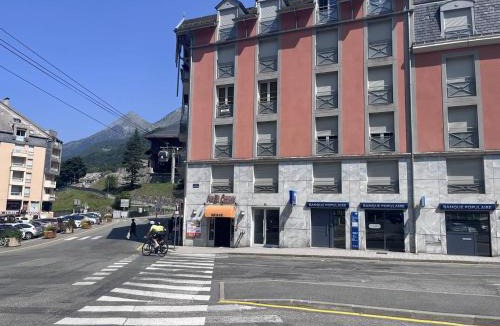 Cauterets Apartment | À deux pas des télécabines, appartement confortable avec parking et 2 chambres - FR-1-812-26