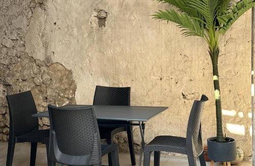 La Ferte-Gaucher Apartment | Élégant T2 tout confort avec sa terrasse ensoleillée